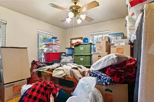 5101 W Zephyr Dr, Alvin, TX 77511 - Photo 17