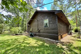 1347 Cardinal Ln, Trinity, TX 75862 - Photo 35