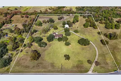 5001 Kendall Road, Baytown, TX 77523 - Photo 9