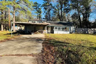 136 Magnolia Ln, Conroe, TX 77304 - Photo 1