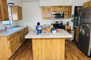 136 Magnolia Ln, Conroe, TX 77304 - Photo 5