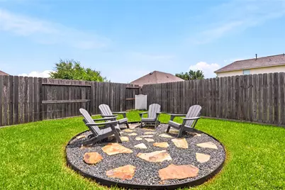 8226 Mandalay Bay Drive, Baytown, TX 77523 - Photo 33