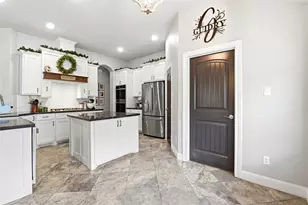 8226 Mandalay Bay Dr, Baytown, TX 77523 - Photo 13