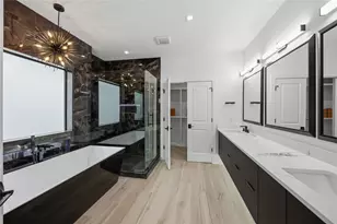 4212 New Orleans St, Houston, TX 77020 - Photo 9