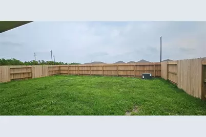 9918 Lockridge Manor Drive, Baytown, TX 77521 - Photo 15