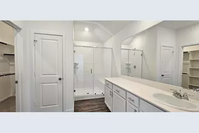 9918 Lockridge Manor Drive, Baytown, TX 77521 - Photo 13
