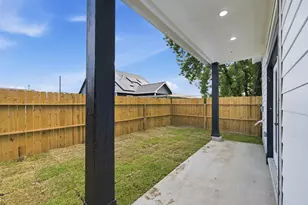 9735 Pelsey St, Houston, TX 77029 - Photo 29