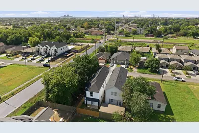 9735 Pelsey Street, Houston, TX 77029 - Photo 33