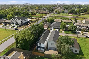 9735 Pelsey St, Houston, TX 77029 - Photo 33