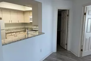 2816 S Bartell Dr, Houston, TX 77054 - Photo 9