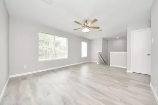 9506 Lasbury Dr, Houston, TX 77083 - Photo 27