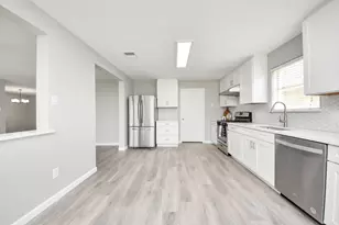 9506 Lasbury Dr, Houston, TX 77083 - Photo 21