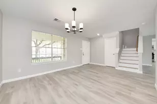 9506 Lasbury Dr, Houston, TX 77083 - Photo 7
