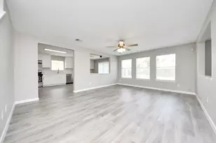 9506 Lasbury Dr, Houston, TX 77083 - Photo 13