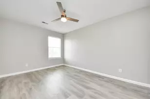 9506 Lasbury Dr, Houston, TX 77083 - Photo 31
