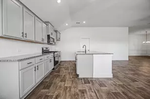 40181 Spyglass Hl Dr, Cleveland, TX 77327 - Photo 5