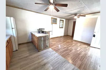 110B S Beatty Avenue, Livingston, TX 77351 - Photo 3