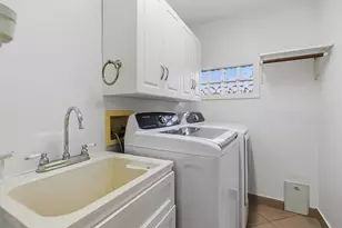 5307 Poinciana Dr, Houston, TX 77092 - Photo 11