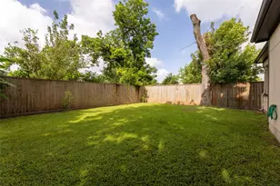 3910 Melbourne St, Houston, TX 77026 - Photo 37