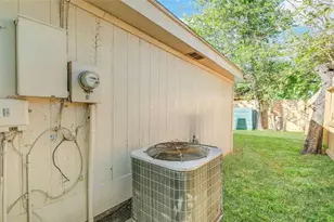 6115 Briar Glade Dr, Houston, TX 77072 - Photo 37