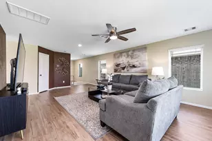 7323 Gorrion Dr, Katy, TX 77493 - Photo 9
