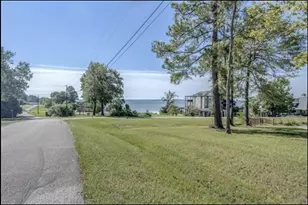 351 Red Clover, Livingston, TX 77351 - Photo 31