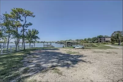 351 Red Clover, Livingston, TX 77351 - Photo 33