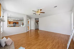 206 Scarlet Maple Dr, Sugar Land, TX 77479 - Photo 5