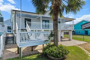 1172 Sailfish St, Hitchcock, TX 77563 - Photo 1