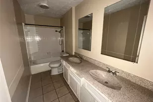 9867 Sageroyal Ln, Houston, TX 77089 - Photo 29