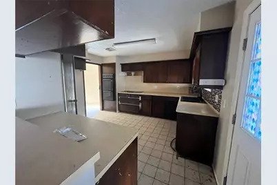 9867 Sageroyal Lane, Houston, TX 77089 - Photo 11