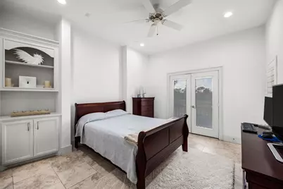 1210 Parkerhaven Court, Houston, TX 77008 - Photo 25