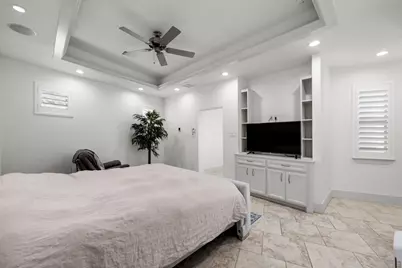 1210 Parkerhaven Court, Houston, TX 77008 - Photo 33