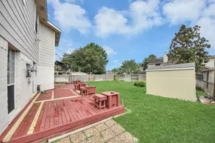 14103 Imperial Wood Ln, Rosharon, TX 77583 - Photo 31