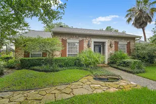 2026 Briargreen Dr, Houston, TX 77077 - Photo 29