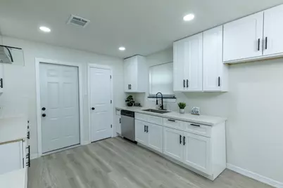 2158 Beaver Bend Road, Houston, TX 77088 - Photo 13