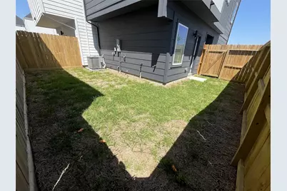 2712 Jensen Creek Lane, Houston, TX 77026 - Photo 33