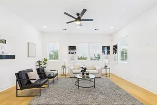 2712 Jensen Creek Ln, Houston, TX 77026 - Photo 11