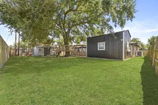2231 Bayou Dr, League City, TX 77573 - Photo 31