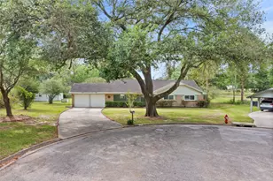 1717 Jones St, Alvin, TX 77511 - Photo 29