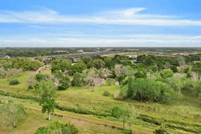 1717 Jones Street, Alvin, TX 77511 - Photo 27