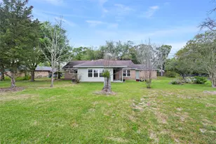 1717 Jones St, Alvin, TX 77511 - Photo 23