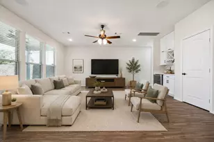 5134 Aedan Oak St, Houston, TX 77018 - Photo 3