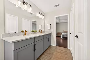 5134 Aedan Oak St, Houston, TX 77018 - Photo 33