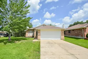203 Cool Cove, Montgomery, TX 77356 - Photo 3