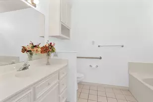 106 Fairway View Ct, Conroe, TX 77356 - Photo 23