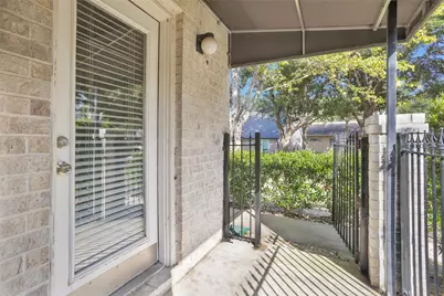 106 Fairway View Court, Conroe, TX 77356 - Photo 5