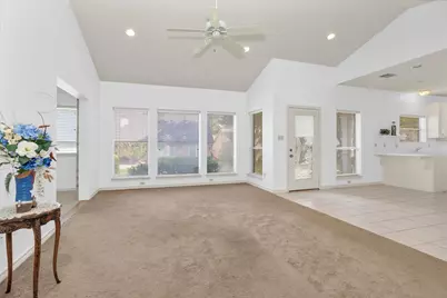 106 Fairway View Court, Conroe, TX 77356 - Photo 13