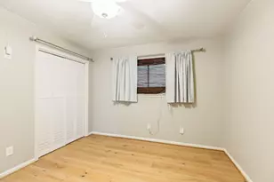 10118 Chevy Chase Dr, Houston, TX 77042 - Photo 31