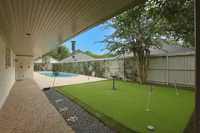 10118 Chevy Chase Drive, Houston, TX 77042 - Photo 39